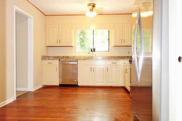 4988 Old Ivy Rd, Duluth, GA 30096 photo 2
