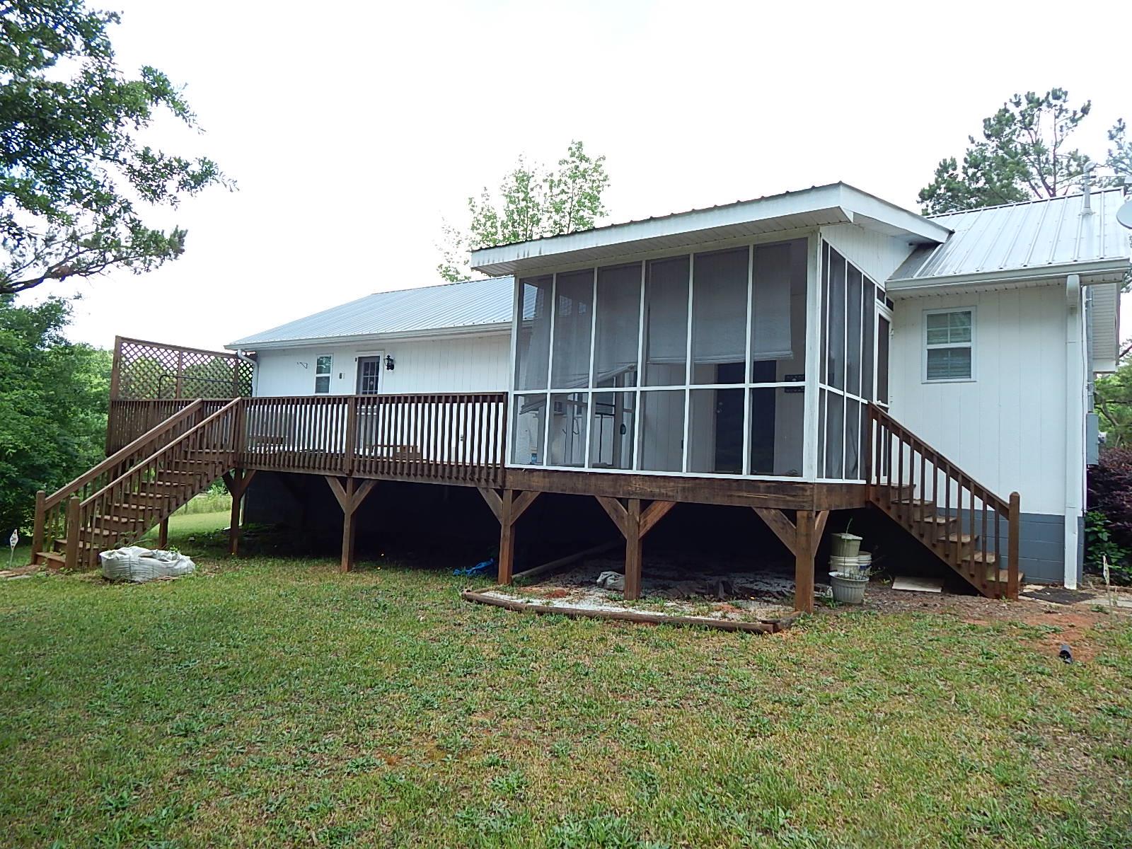 93 Kathryn Way, Commerce, GA 30530 photo 3