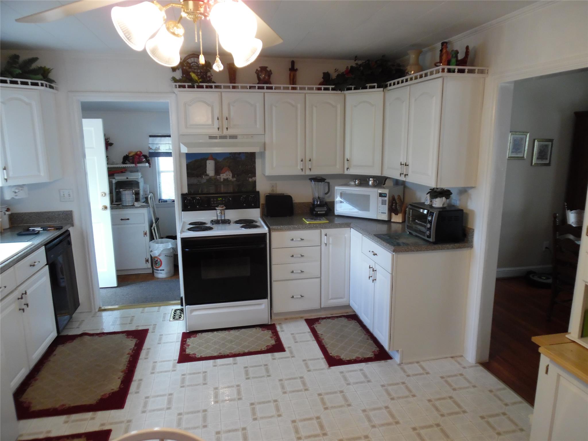 228 Glen Iris Dr, Monroe, GA 30655 photo 8