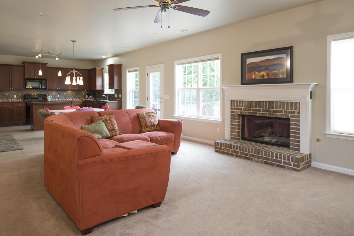 1051 River Downs Ct, Buford, GA 30518 photo 9