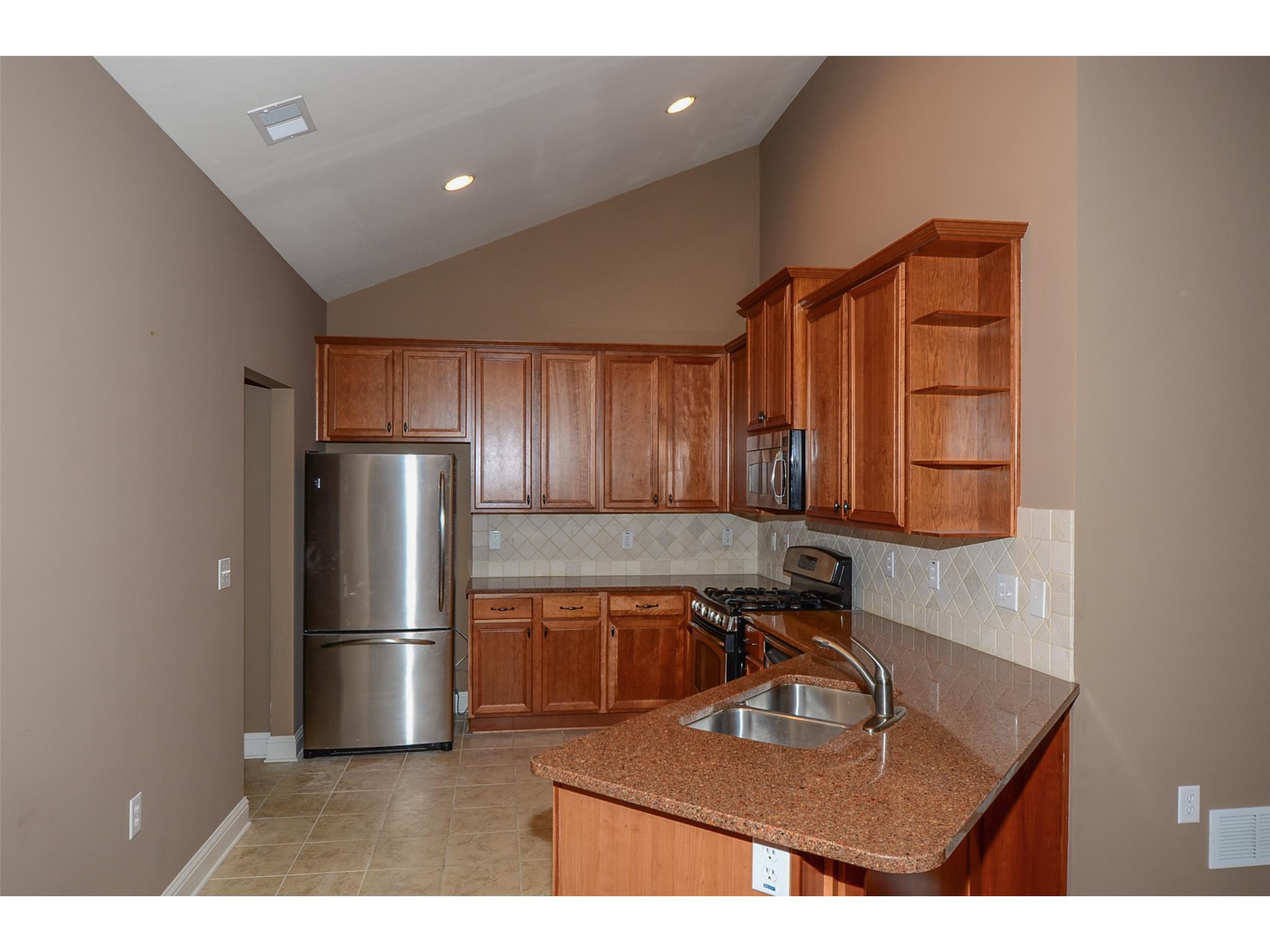 501 Brookhavenrun Cir, Duluth, GA 30097 photo 8