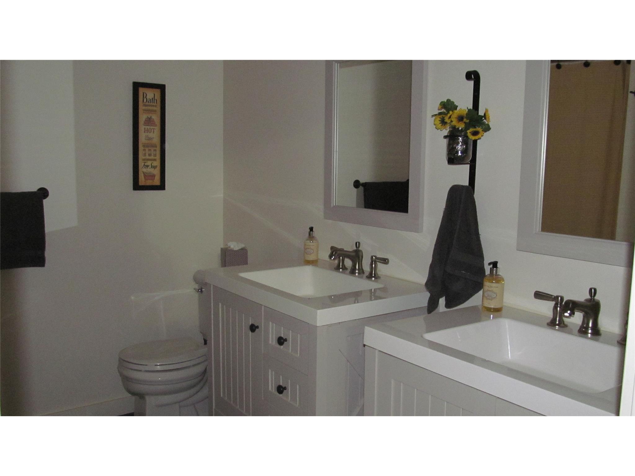 215 Almond Rd, Lagrange, GA 30241 photo 9