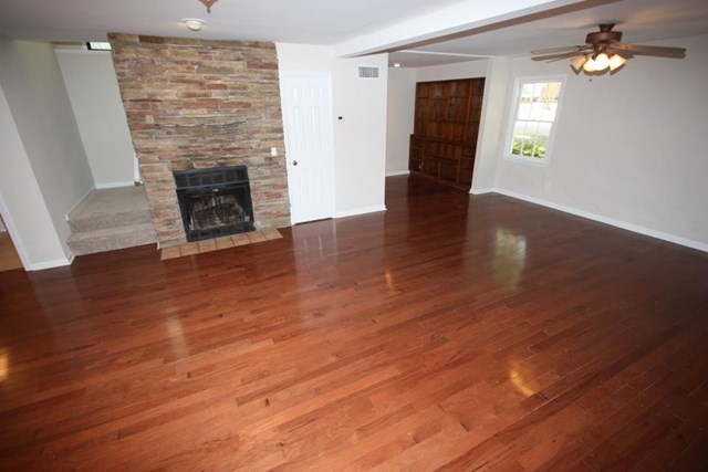 116 Courtney Dr, Lagrange, GA 30240 photo 2