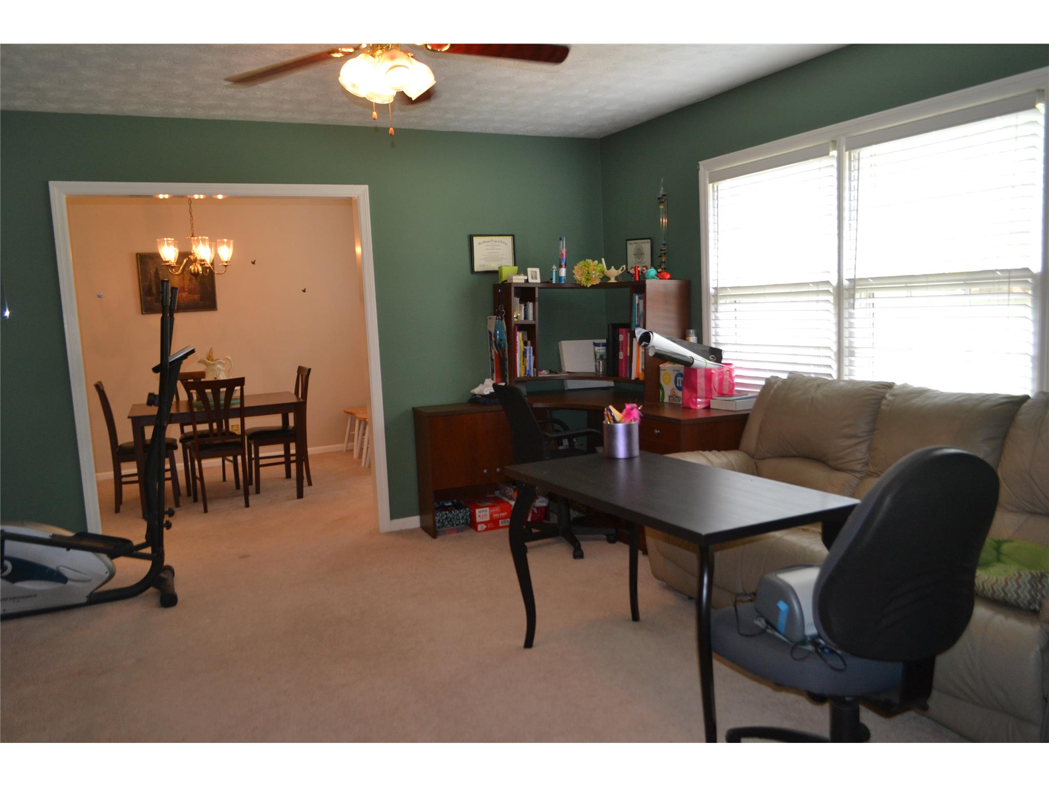 409 Camelot Dr, Lagrange, GA 30240 photo 9