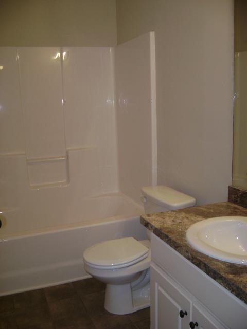 374 Embassy Dr, Winder, GA 30680 photo 13