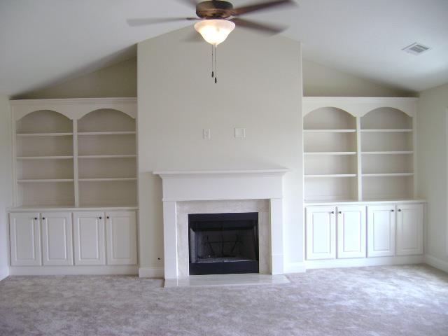 374 Embassy Dr, Winder, GA 30680 photo 2