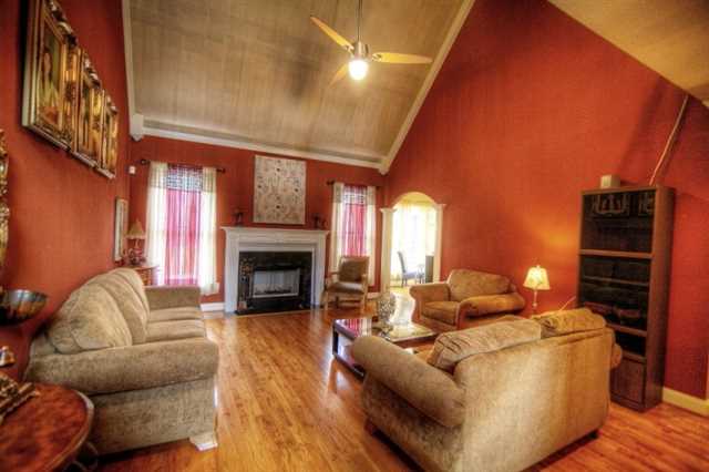 4056 Elizabeth Ter, Rex, GA 30273 photo 5
