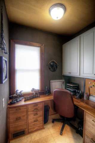 4056 Elizabeth Ter, Rex, GA 30273 photo 9