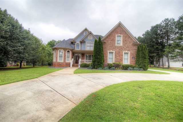 4056 Elizabeth Ter, Rex, GA 30273 photo 1