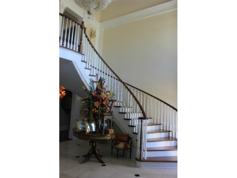 10640 Montclair Way, Duluth, GA 30097 photo 5
