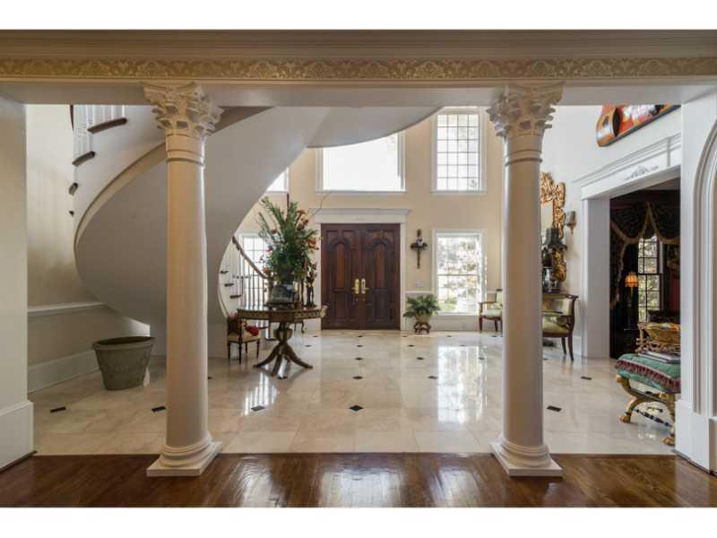 10640 Montclair Way, Duluth, GA 30097 photo 8