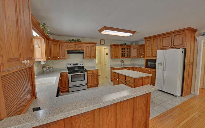 545 Laurel Mountain Dr, Toccoa, GA 30577 photo 3