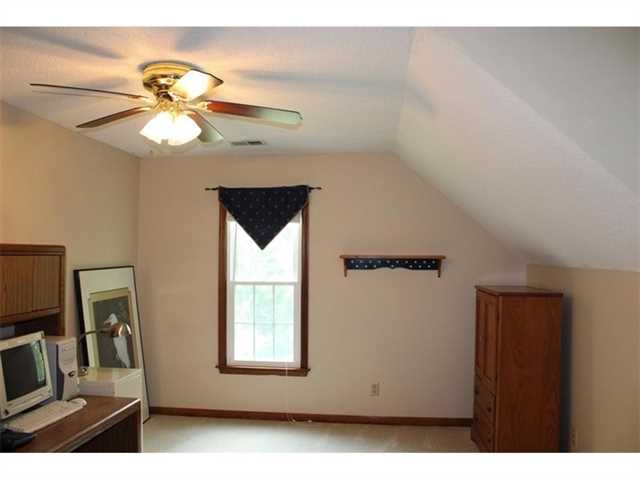 558 Farmbrook Trl, Kennesaw, GA 30144 photo 17