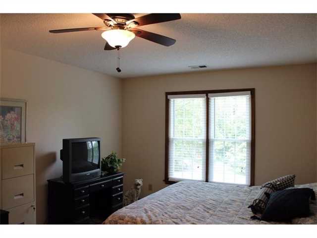558 Farmbrook Trl, Kennesaw, GA 30144 photo 15