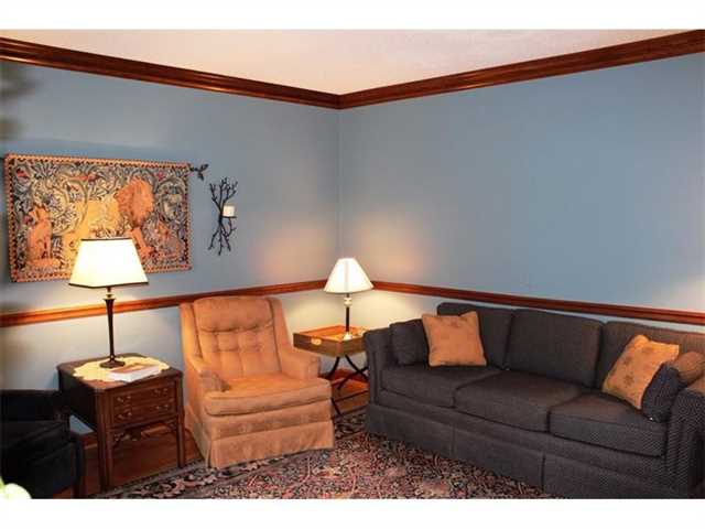 558 Farmbrook Trl, Kennesaw, GA 30144 photo 3