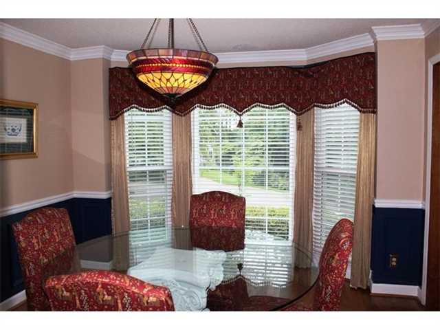 558 Farmbrook Trl, Kennesaw, GA 30144 photo 4
