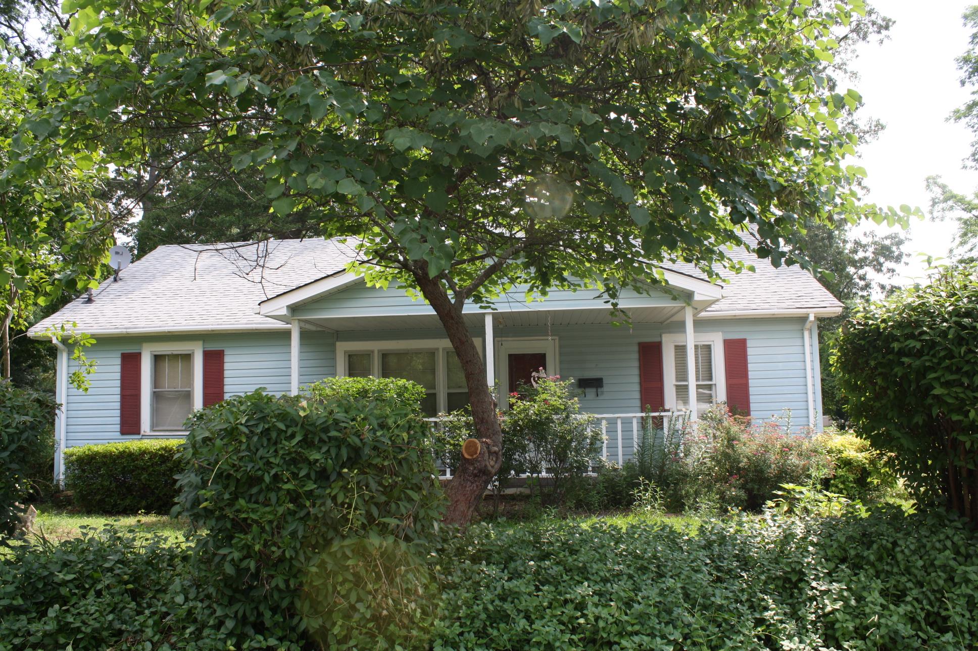 36 Branch St, Toccoa, GA 30577 photo 2