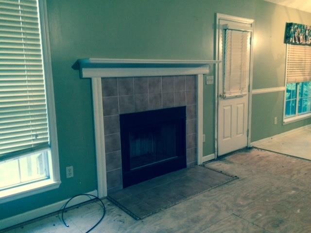 218 Aldora St, Barnesville, GA 30204 photo 3