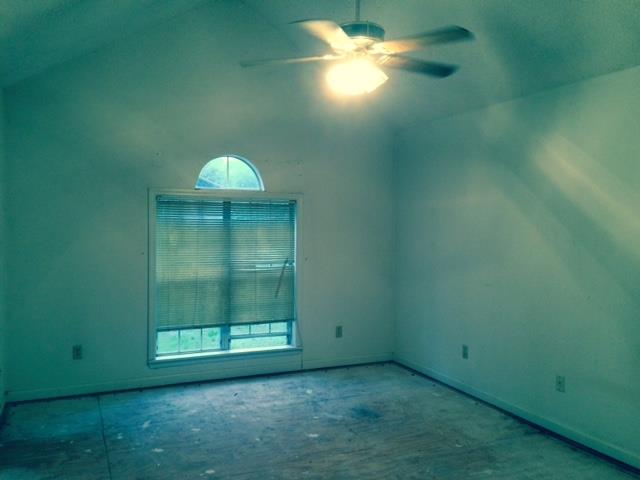 218 Aldora St, Barnesville, GA 30204 photo 8