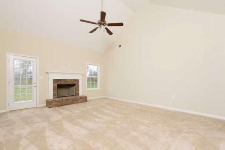 35 Natalie Ct, Covington, GA 30016 photo 4