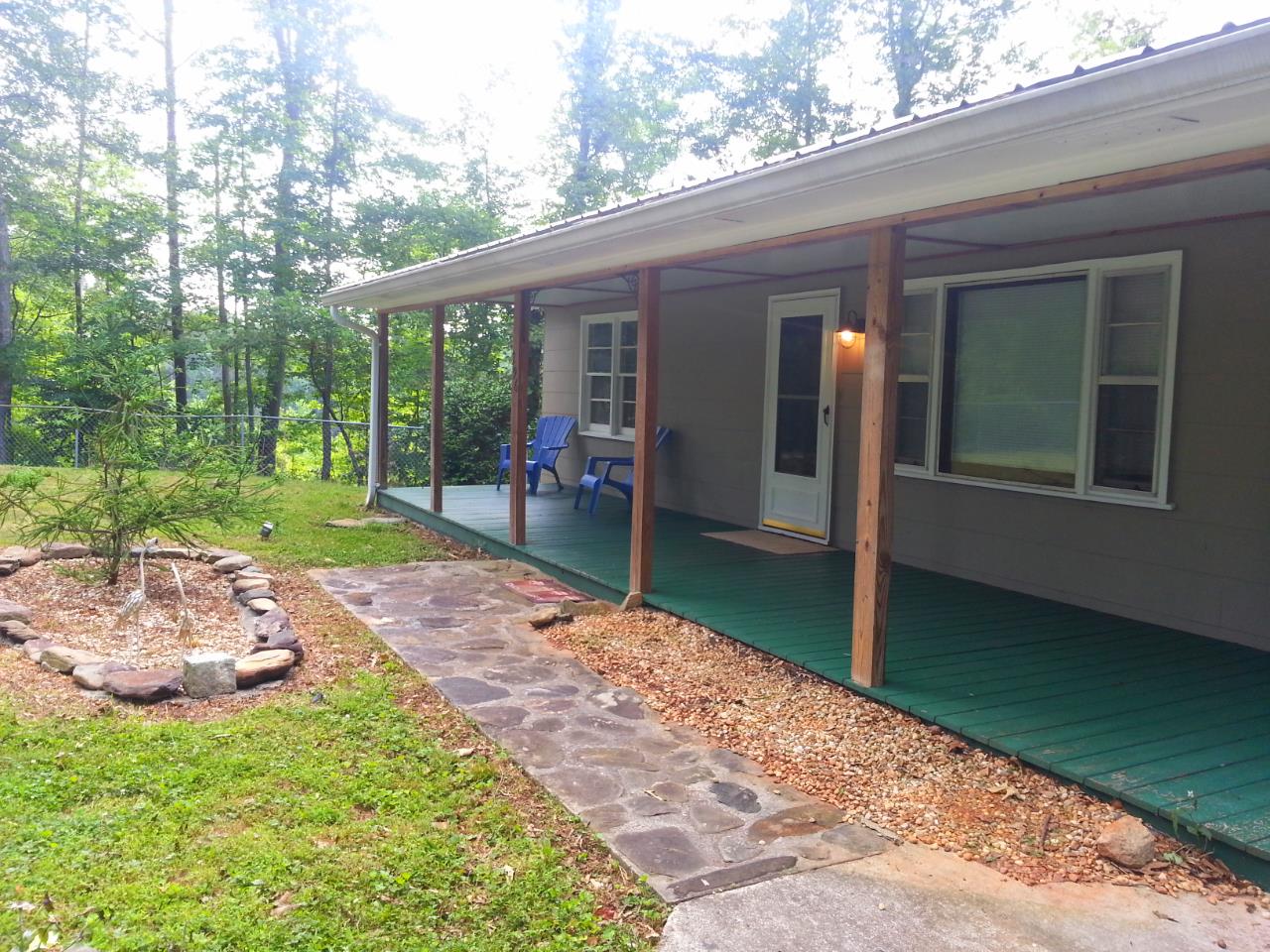 296 Watson St, Toccoa, GA 30577 photo 5