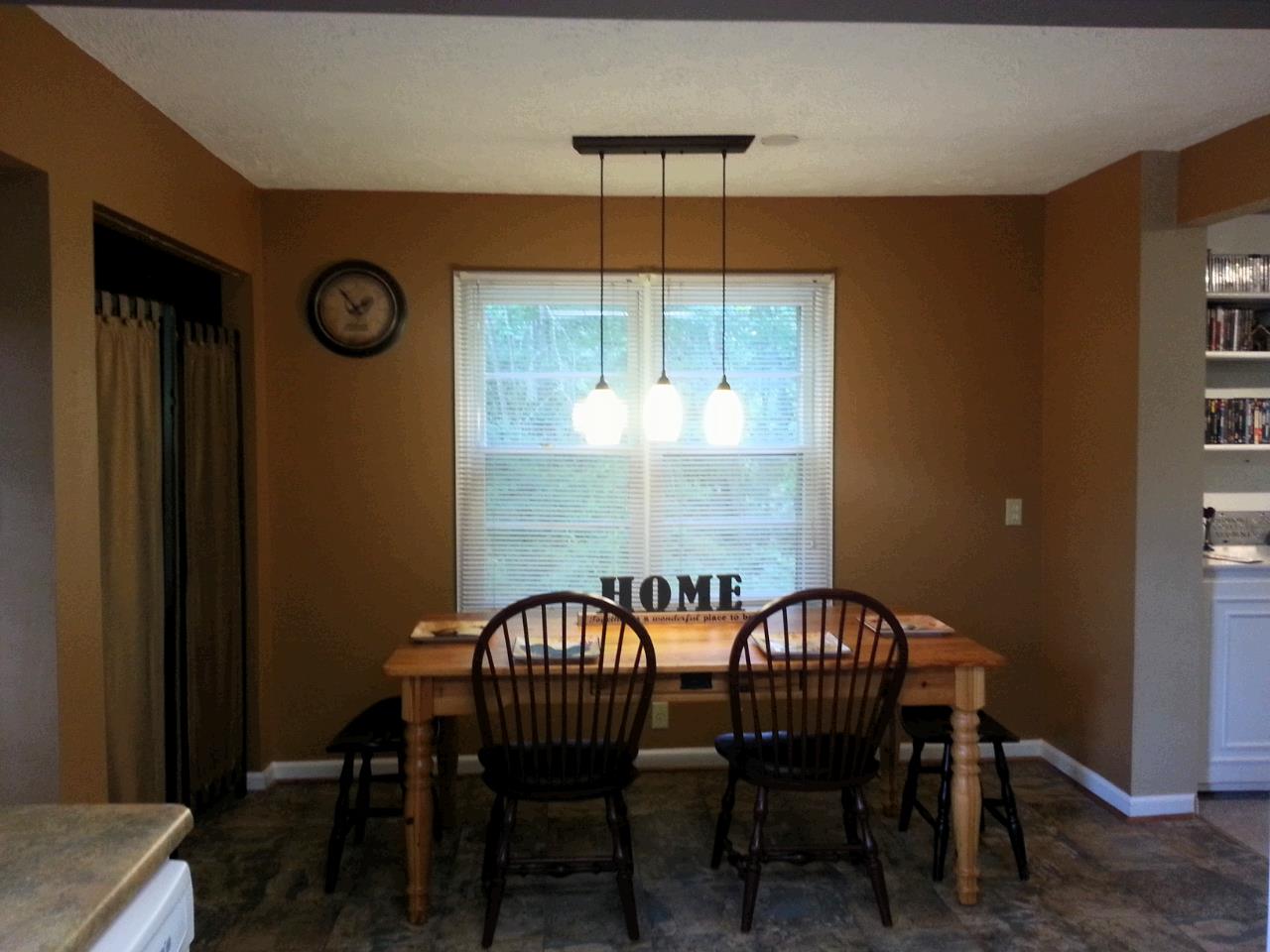 296 Watson St, Toccoa, GA 30577 photo 2
