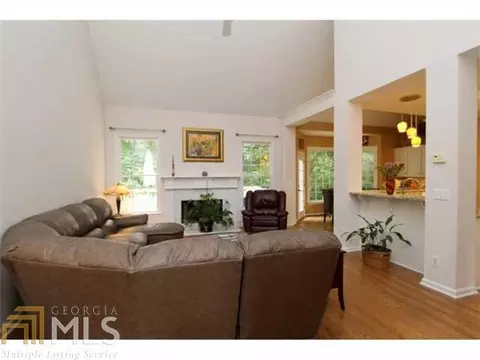 1085 David Trce, Suwanee, GA 30024 photo 6