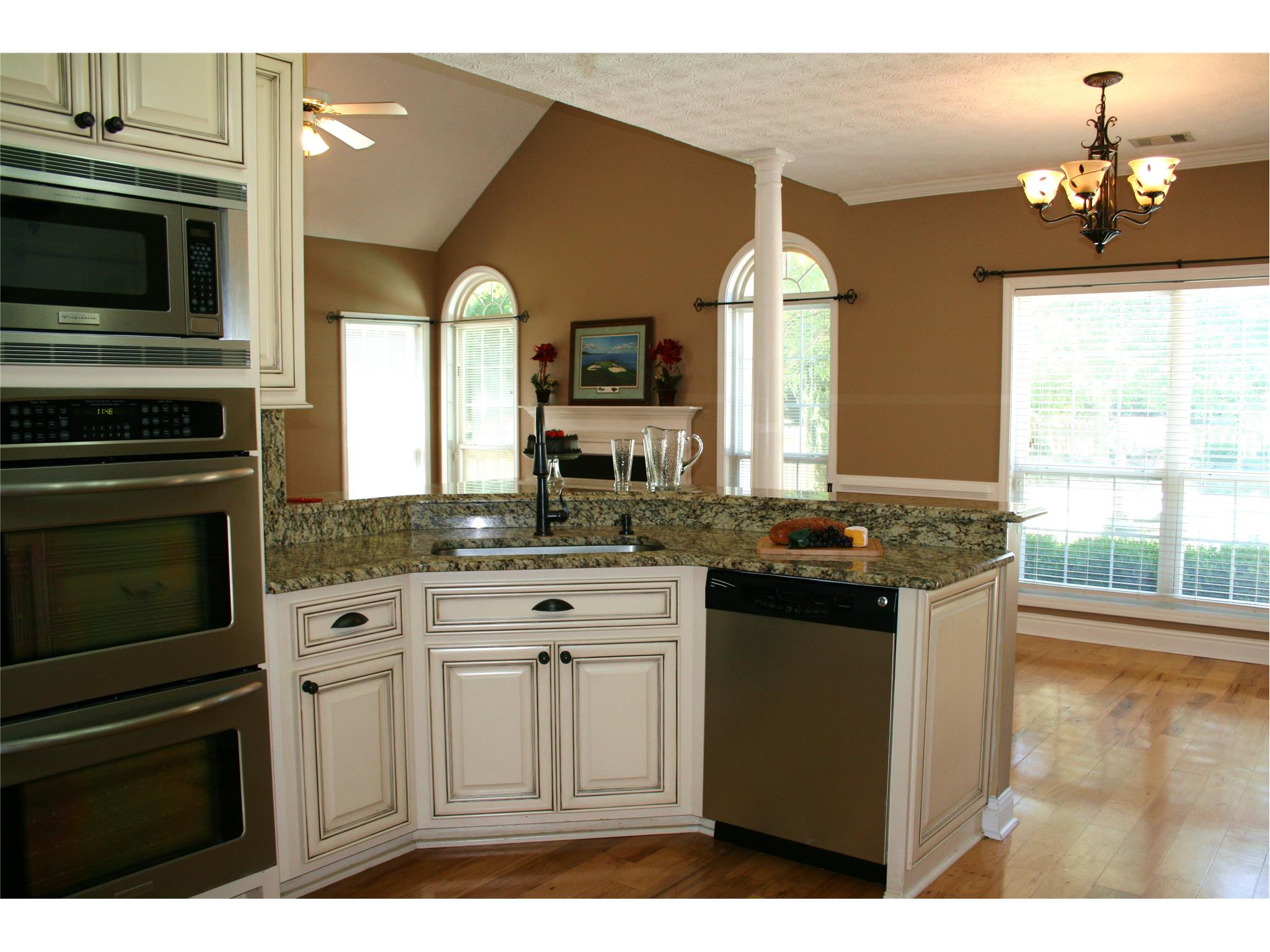 100 Oakwood Lakes Dr, Hampton, GA 30228 photo 5
