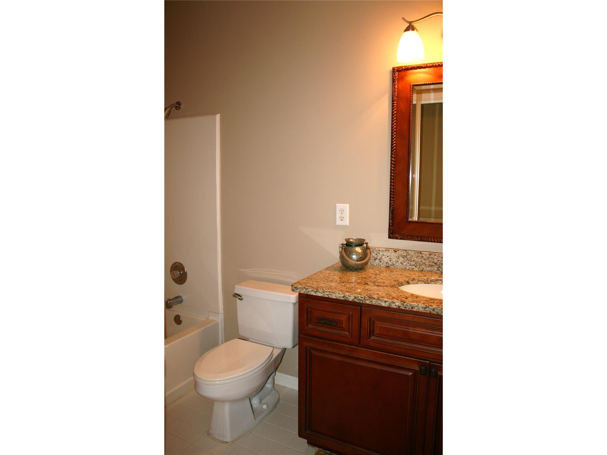 100 Oakwood Lakes Dr, Hampton, GA 30228 photo 21