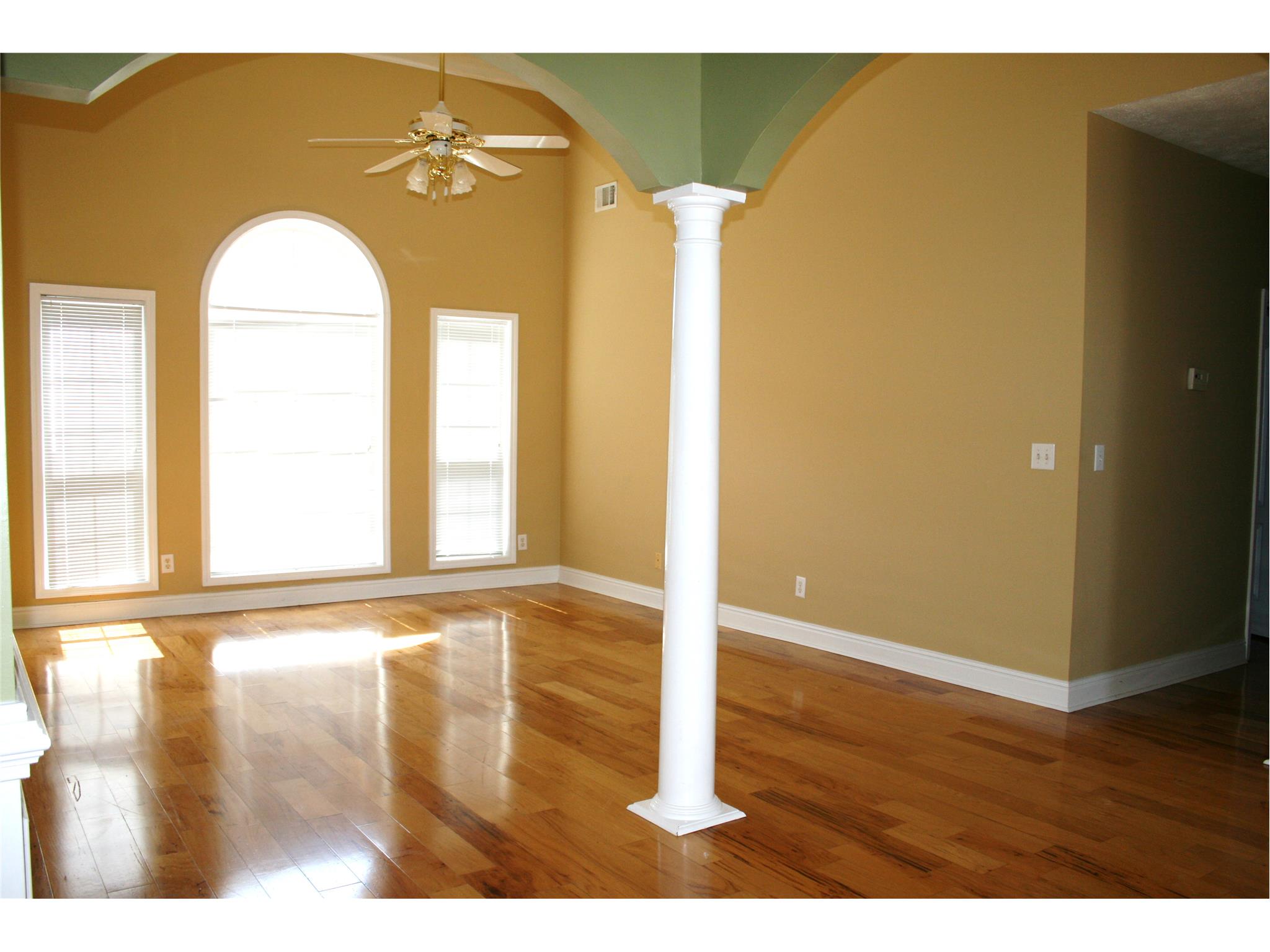 100 Oakwood Lakes Dr, Hampton, GA 30228 photo 10