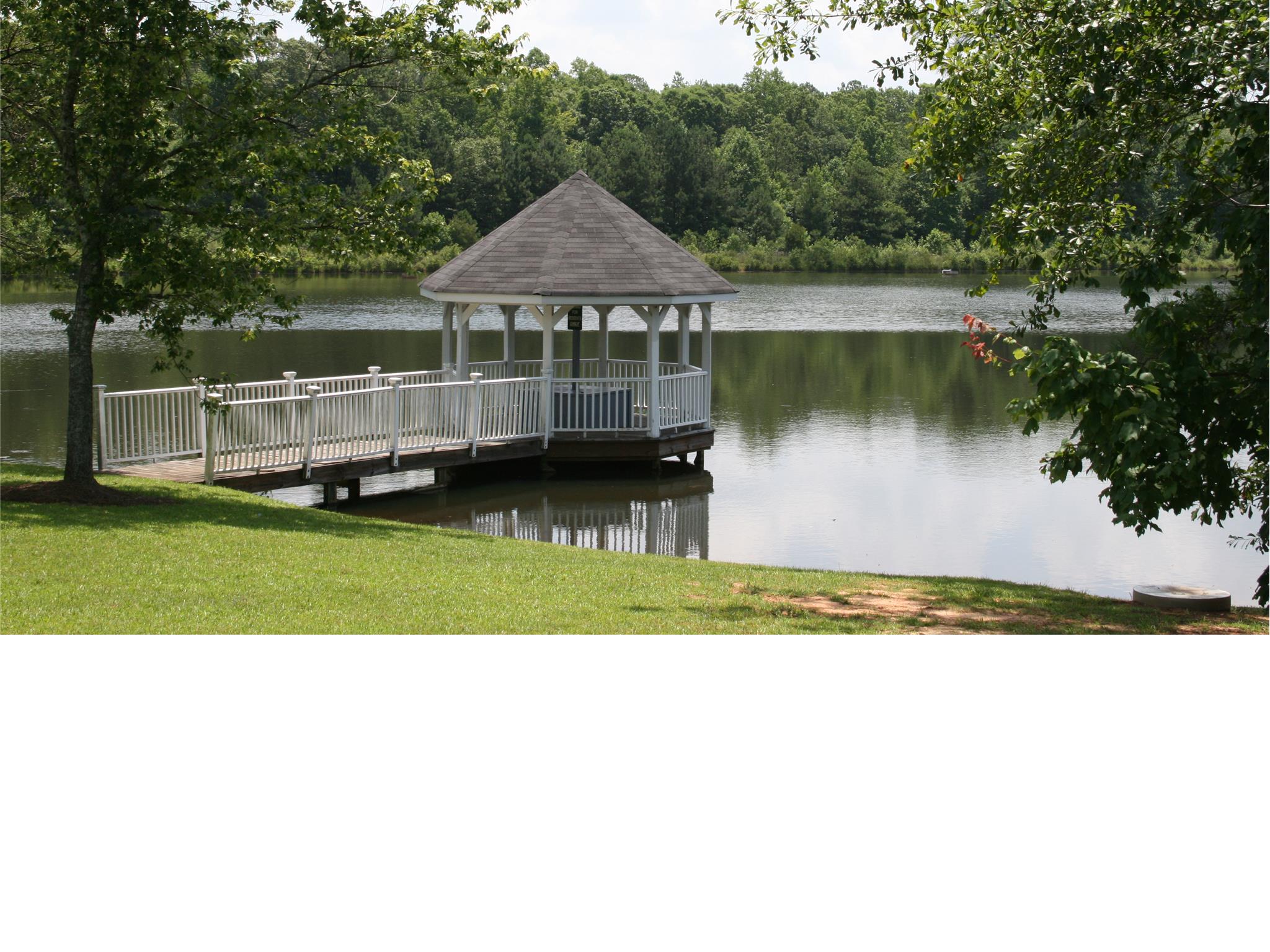 100 Oakwood Lakes Dr, Hampton, GA 30228 photo 24