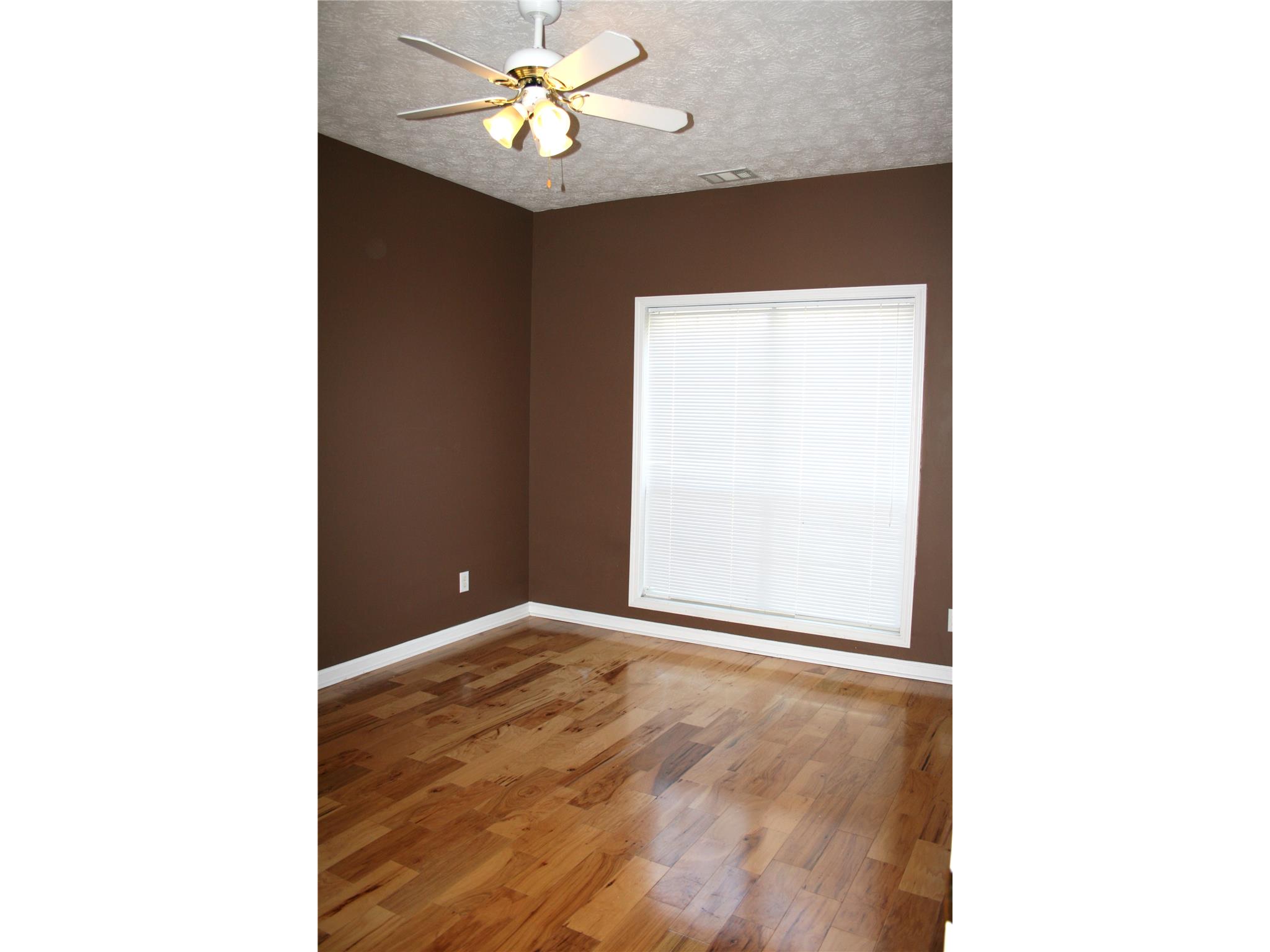 100 Oakwood Lakes Dr, Hampton, GA 30228 photo 16