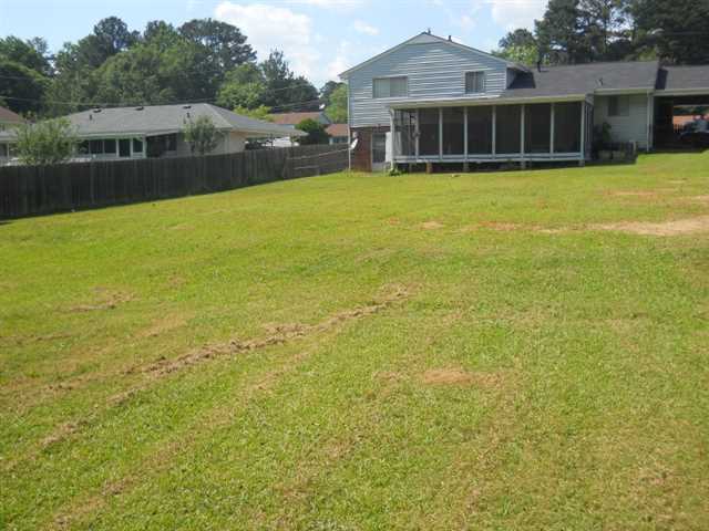 1247 Brookview Ct, Morrow, GA 30260 photo 5
