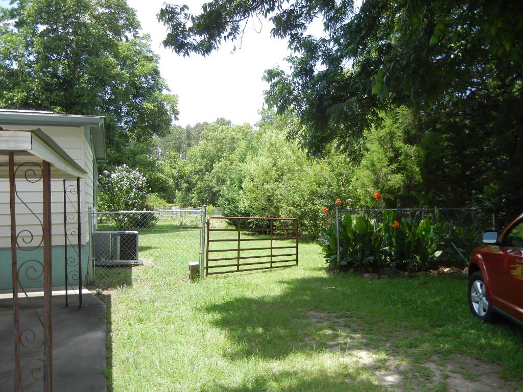 570 Valley Rd, Byron, GA 31008 photo 2