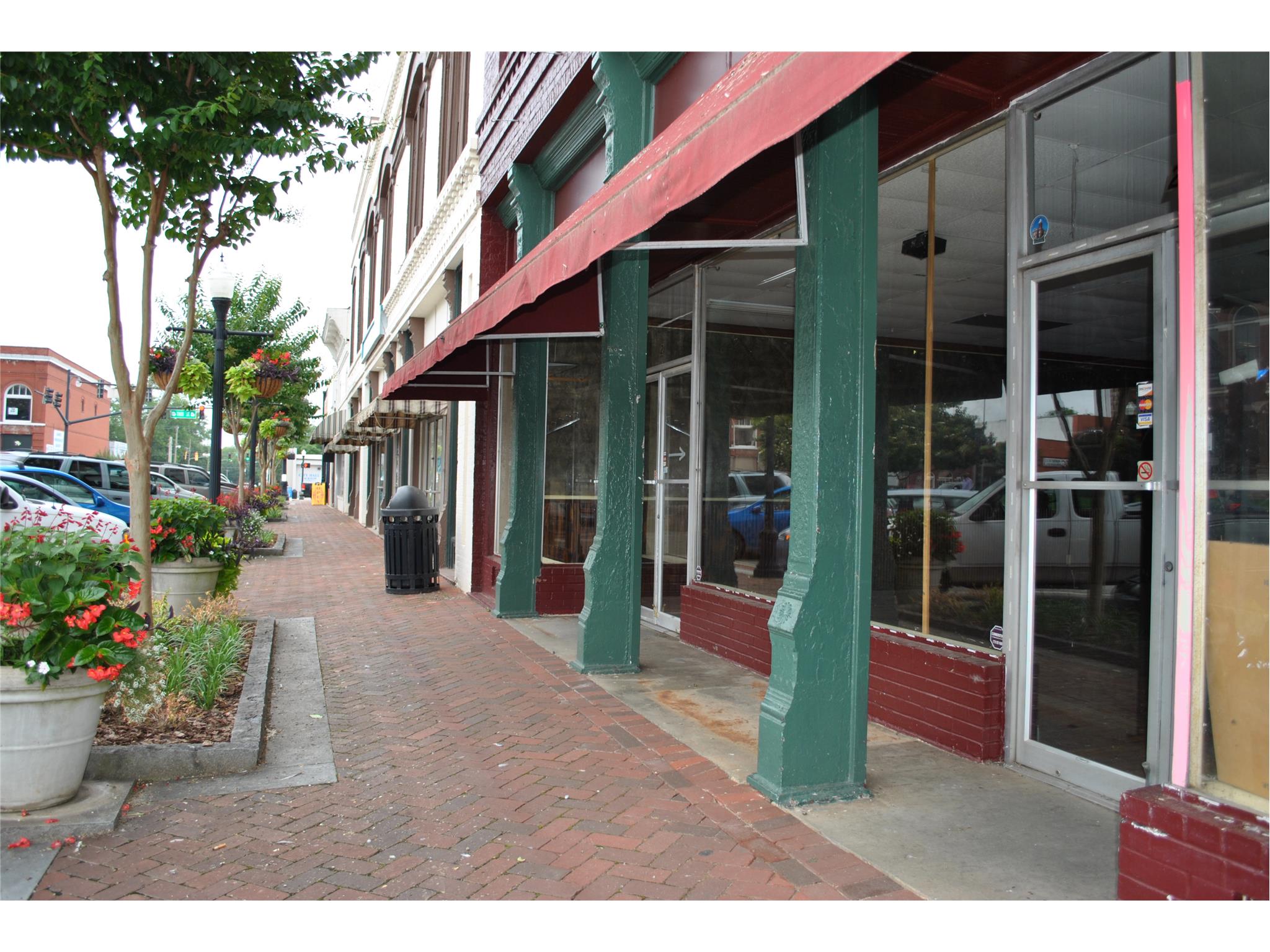 2 Oak St, Jackson, GA 30233 photo 3