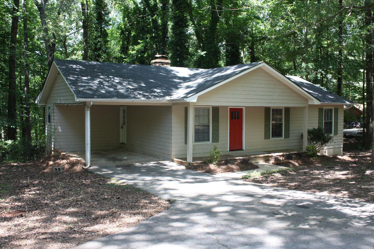 57 S Pine Cove Dr, Lagrange, GA 30240 photo 1