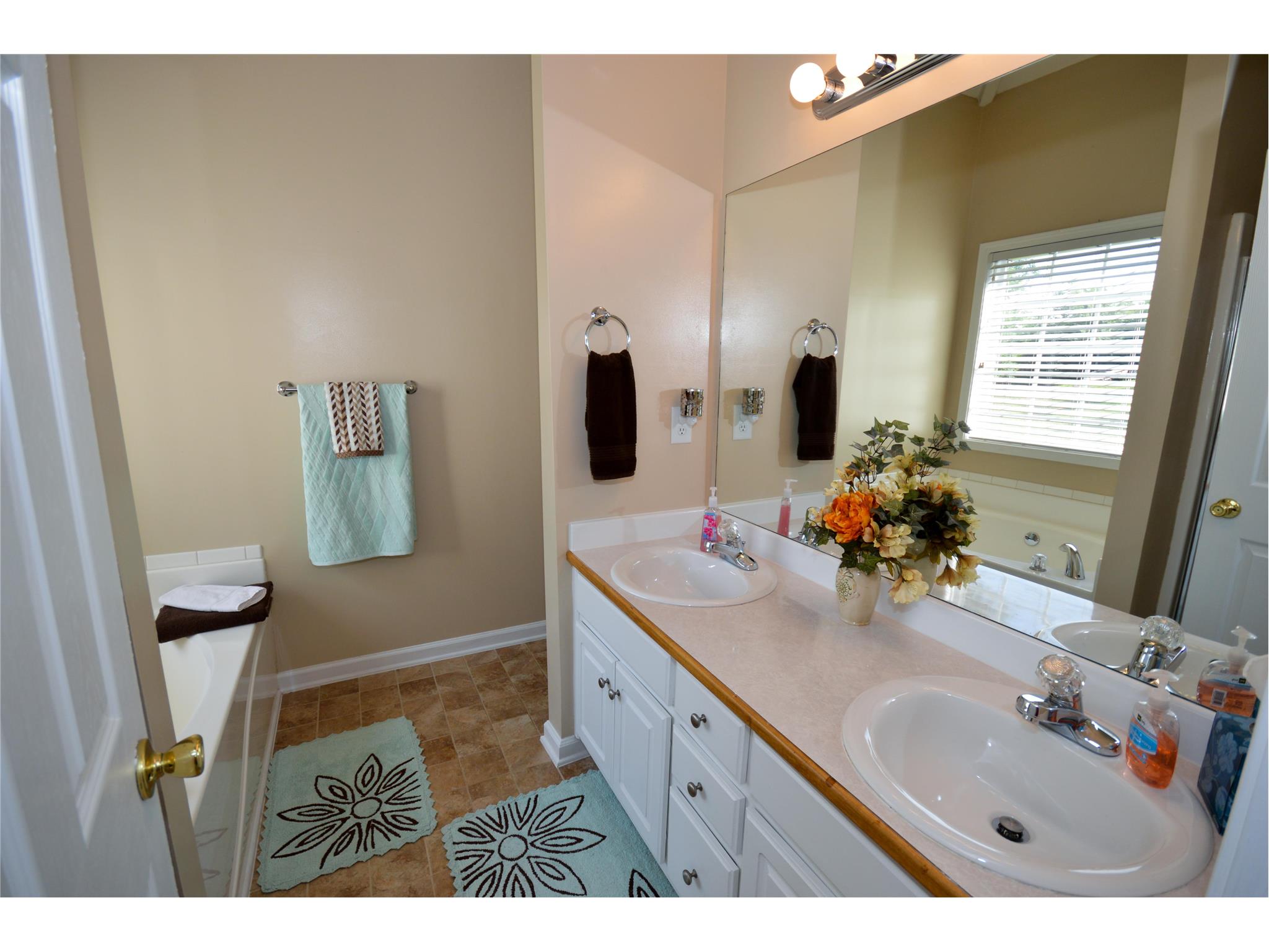 281 Cedar Hollow Dr, Talmo, GA 30575 photo 13