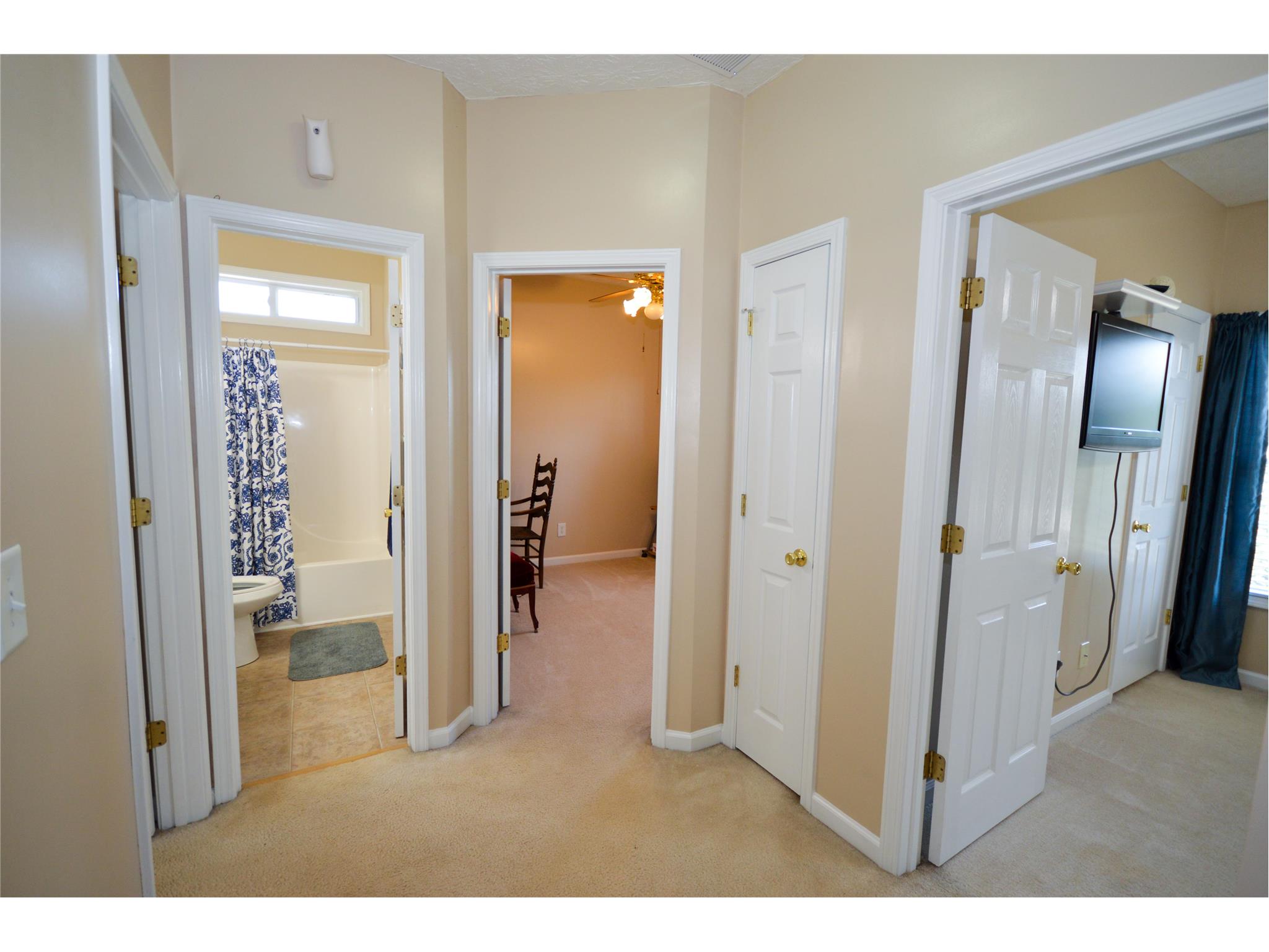 281 Cedar Hollow Dr, Talmo, GA 30575 photo 8