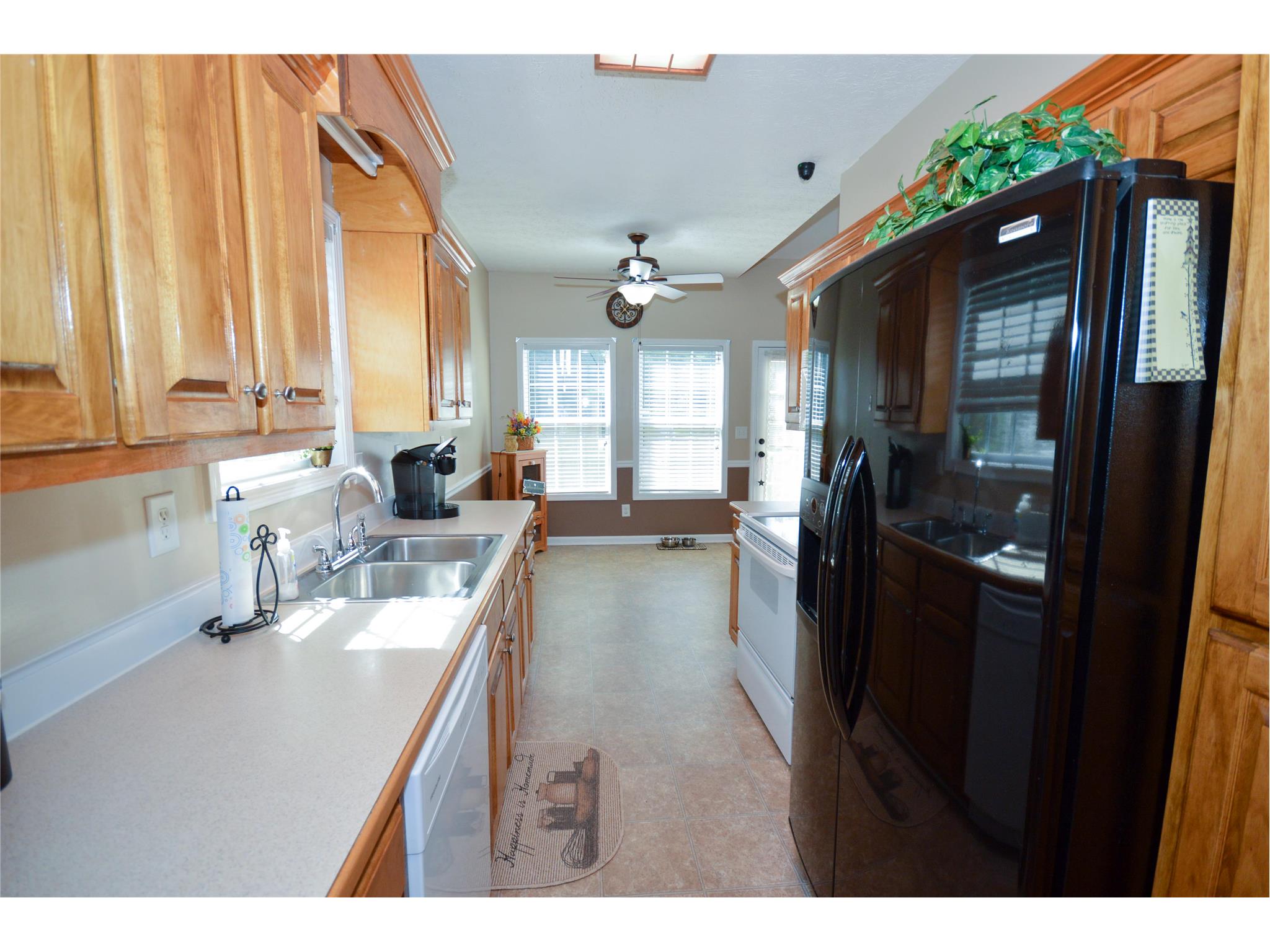 281 Cedar Hollow Dr, Talmo, GA 30575 photo 2