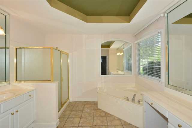 755 Riverside Dr, Suwanee, GA 30024 photo 19