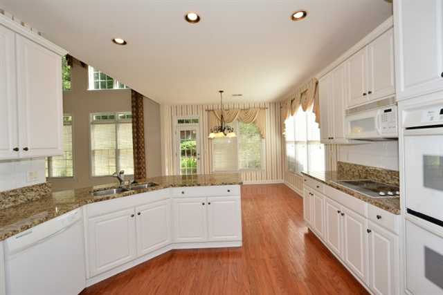 755 Riverside Dr, Suwanee, GA 30024 photo 14