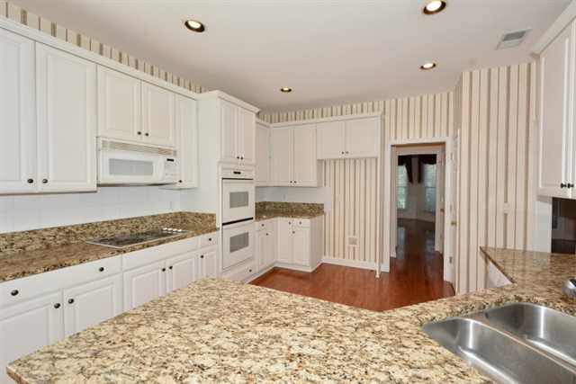 755 Riverside Dr, Suwanee, GA 30024 photo 12