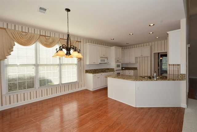 755 Riverside Dr, Suwanee, GA 30024 photo 11
