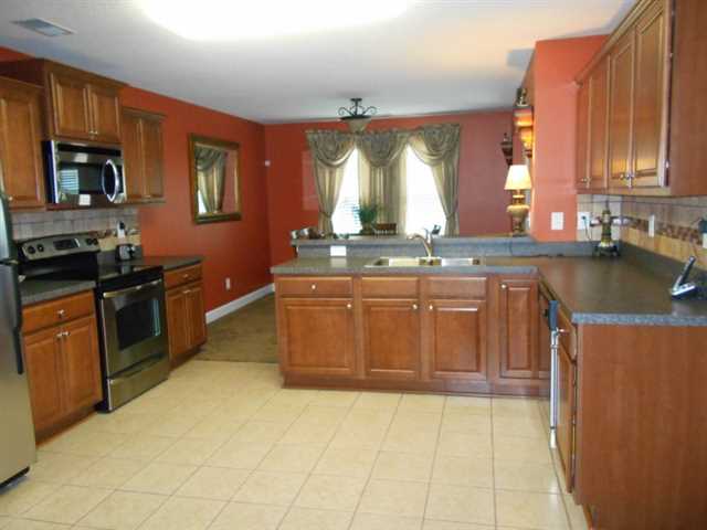 2445 Quail Trl, Hampton, GA 30228 photo 4