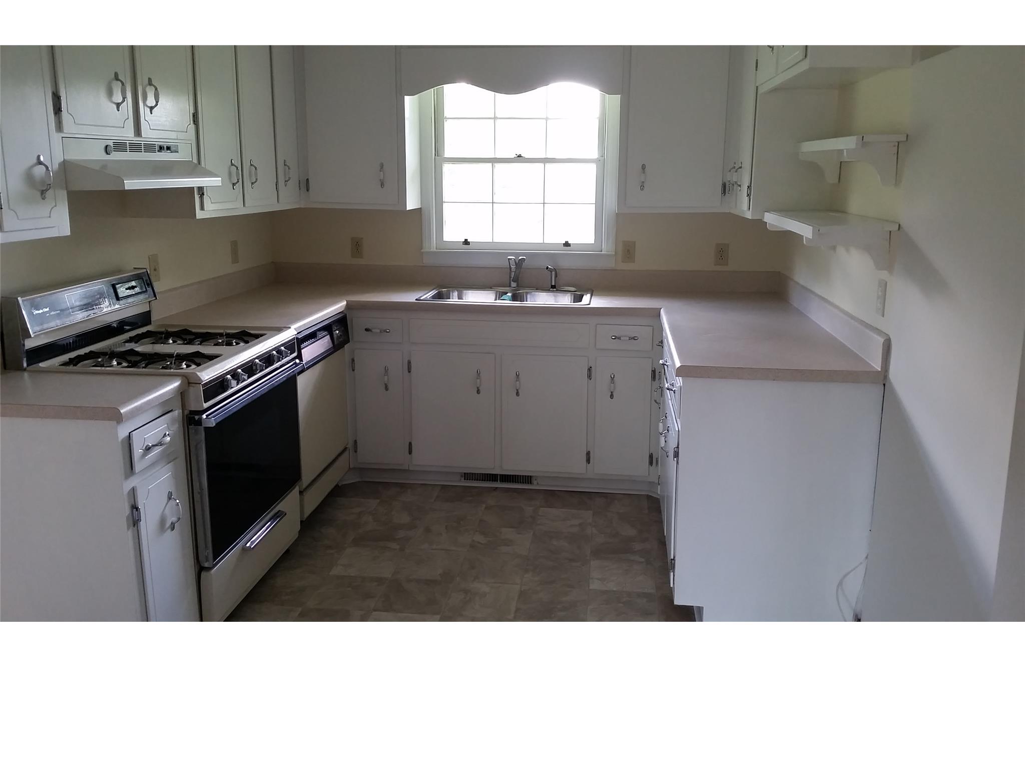 234 Collier Rd, Barnesville, GA 30204 photo 7