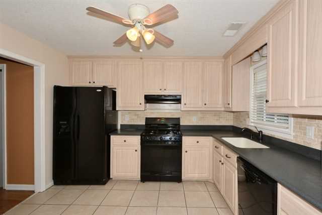 1255 Brookton Dr, Dacula, GA 30019 photo 8