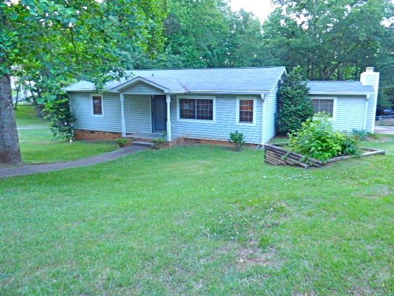 6829 Red Maple Dr, Rex, GA 30273 photo 1