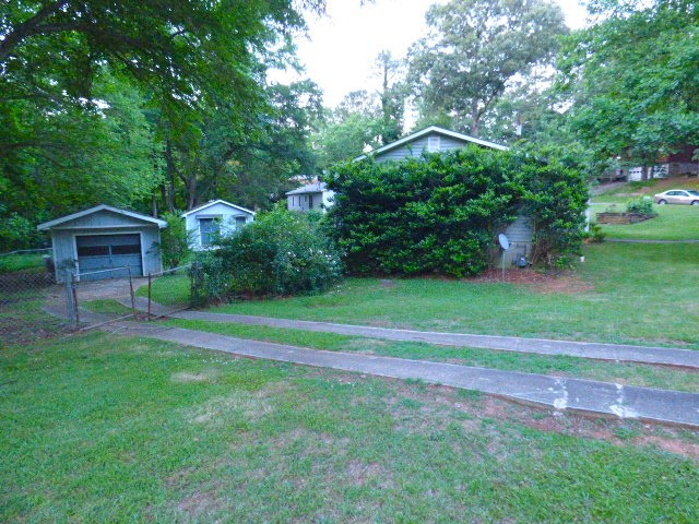 6829 Red Maple Dr, Rex, GA 30273 photo 11