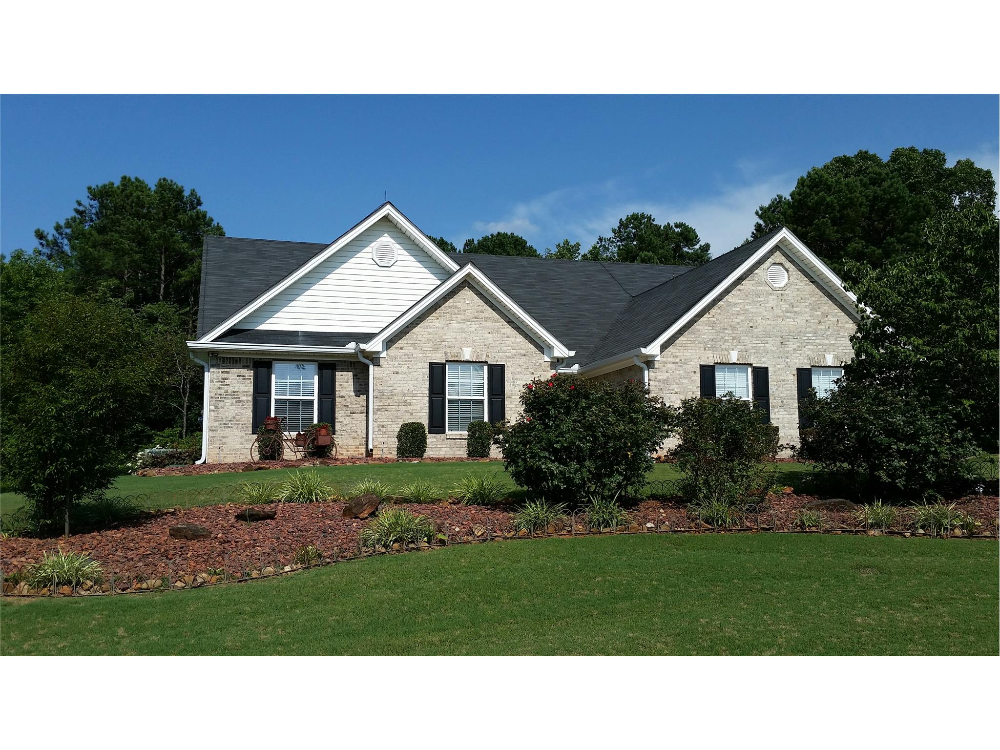 25 Clearbrook Ct, Covington, GA 30016 photo 2
