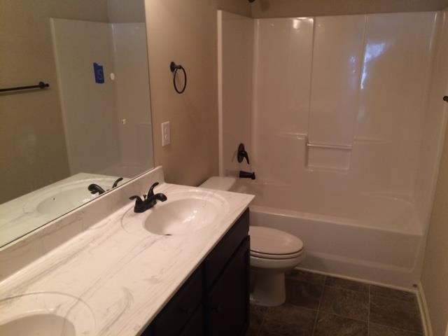 1012 Blue Coat Cir, Hampton, GA 30228 photo 10